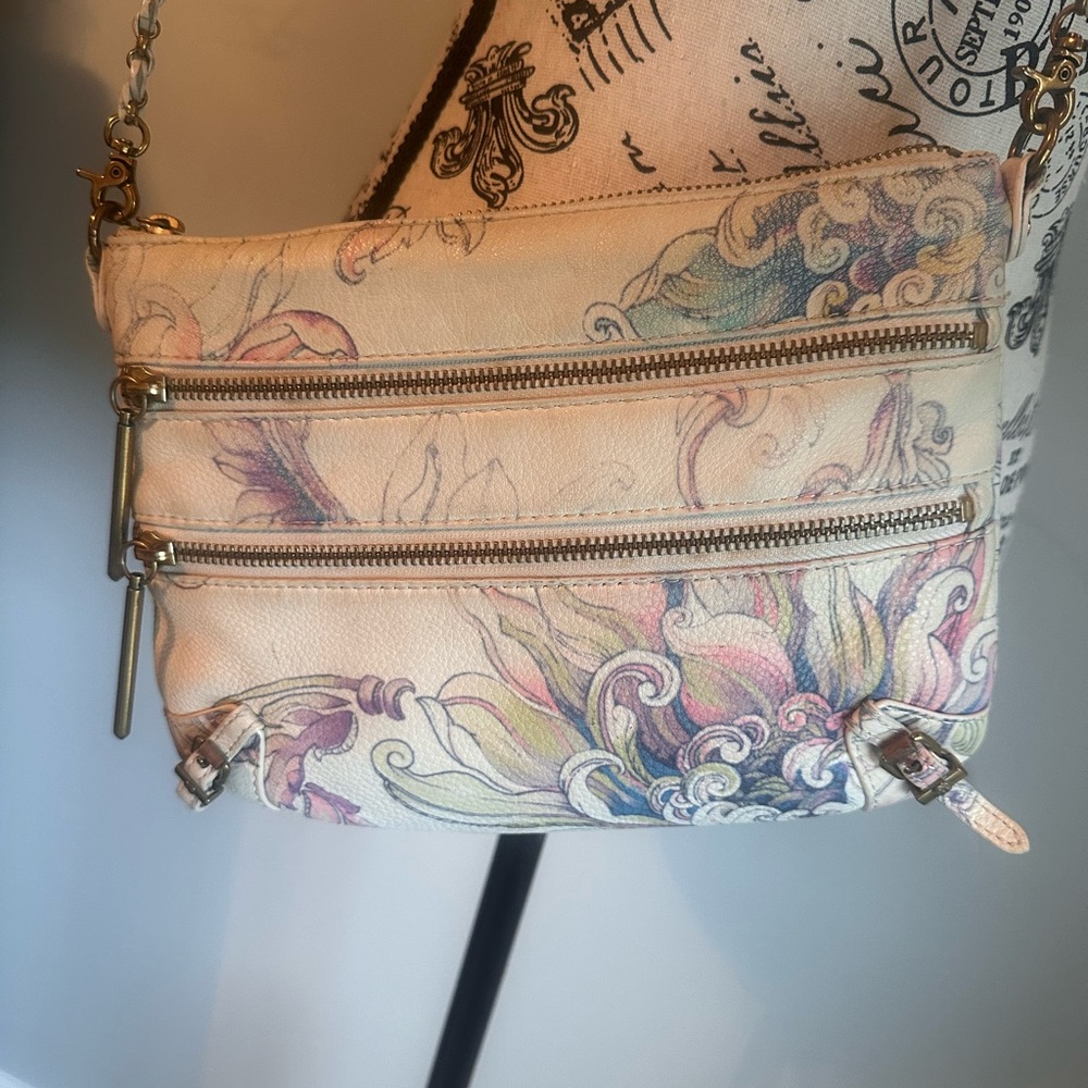 Elliott Lucca Pastel Floral Cream Crossbody Bag 3 Gold Detailed Zippered Pockets